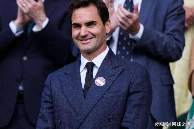 包含美国网球队力克世界网球队，费德勒送出助攻的词条