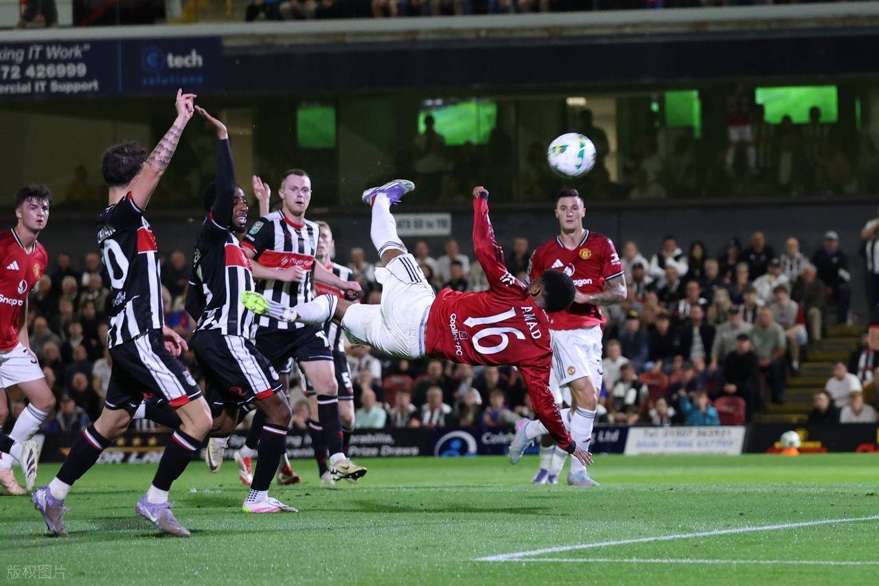 包含曼彻斯特城将在周末与伯恩利展开激烈的角逐的词条