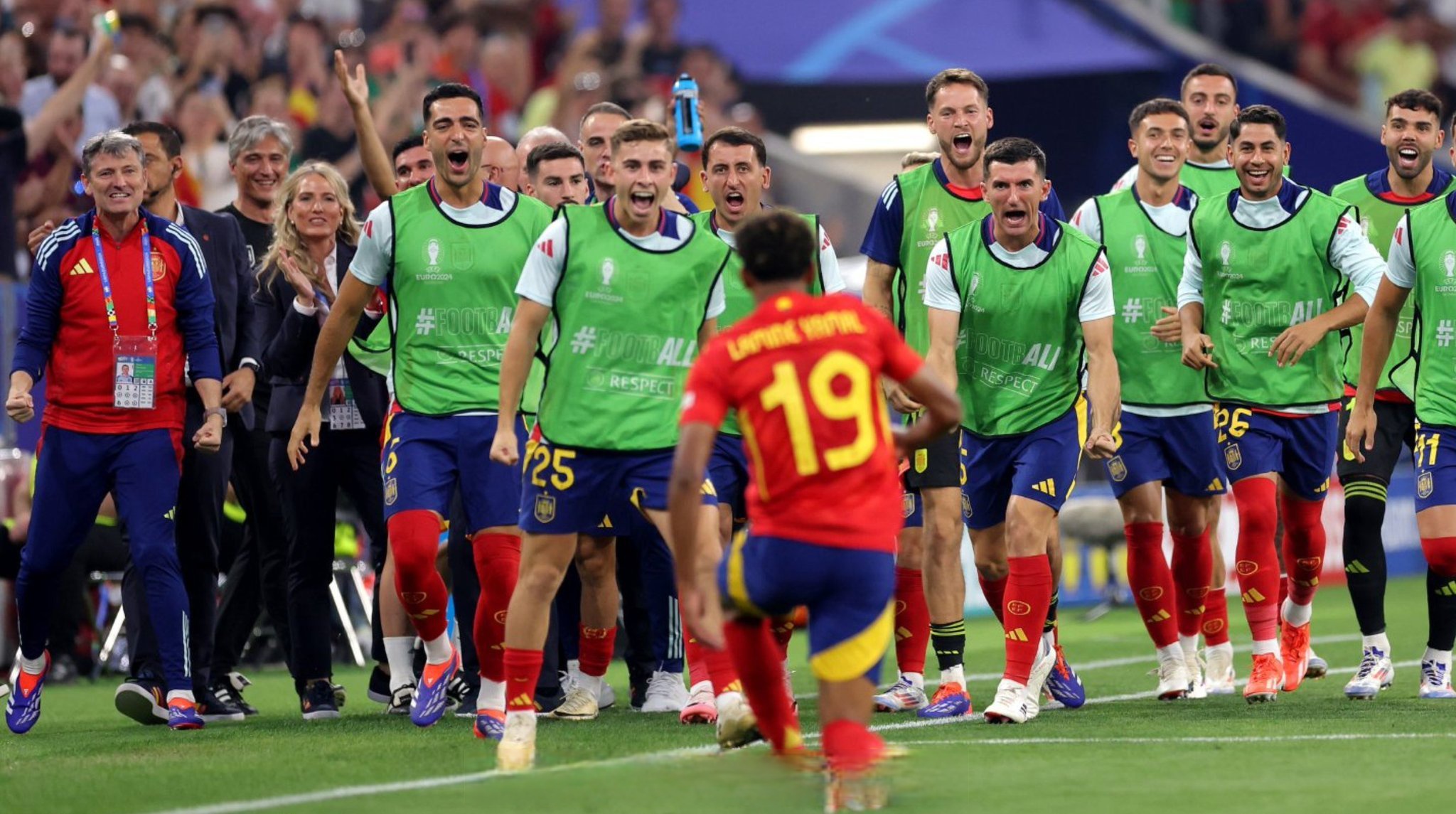 西班牙队欧洲杯预选赛轻松取胜：立陶宛败北的简单介绍