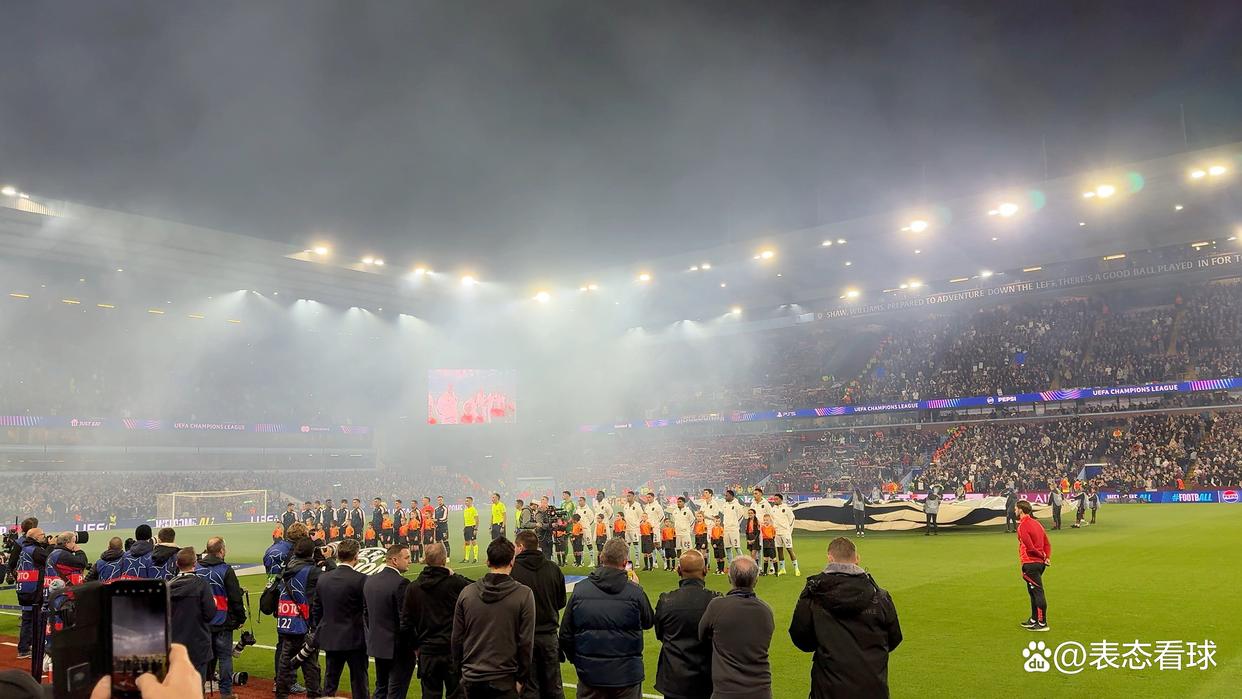 弗赖堡客场绝杀斯图加特，豪取中游席位的简单介绍