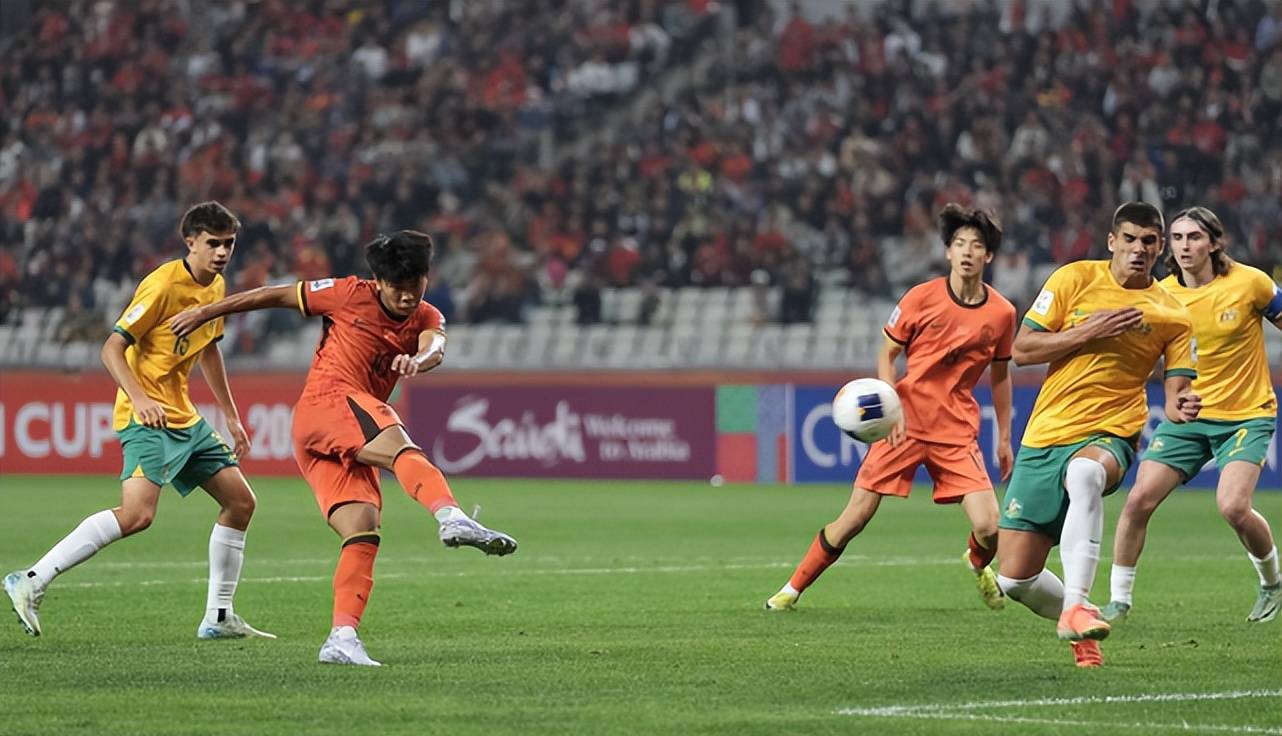 包含国青队不敌对手挑战，备战硝烟弥漫的词条