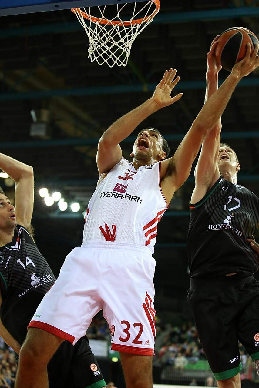 关于佛罗伦萨客场激战桑普多利亚，实力对拼的信息