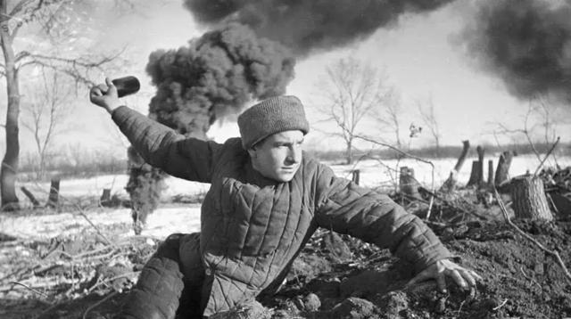 一战成名,实力爆发,成为焦点球员的简单介绍 一战成名,实力爆发,成为焦点球员的简单介绍