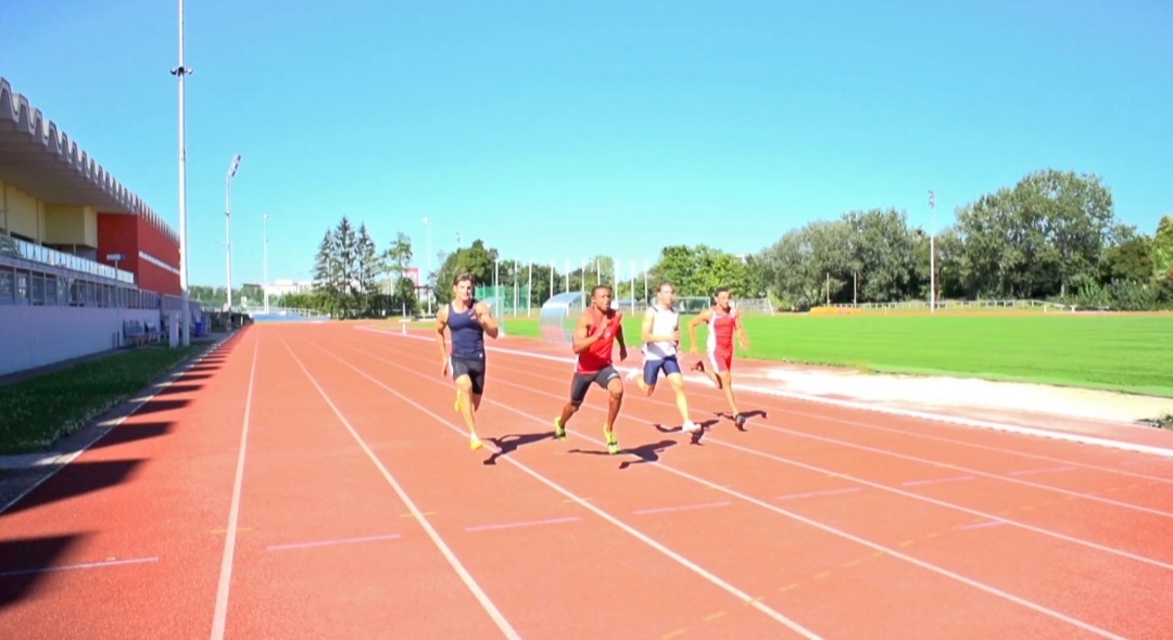 紧张刺激的比赛让人屏息以待 紧张刺激的比赛让人屏息以待