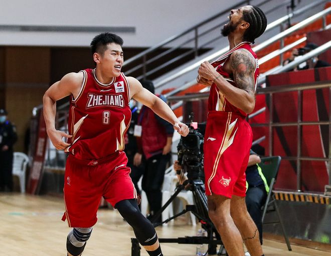 浙江神奇逆转，最后时刻绝杀锁定胜利晋级前八的简单介绍