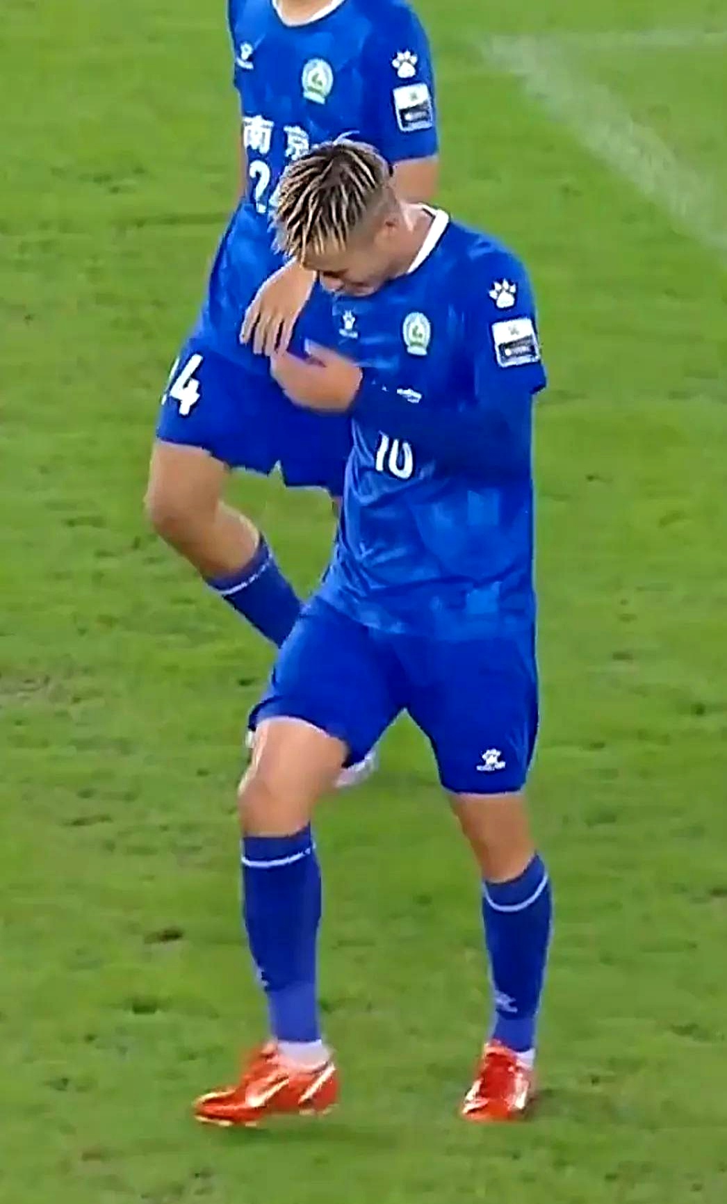 关于克罗地亚门将因伤缺阵,对球队防线造成压力的信息 关于克罗地亚门将因伤缺阵,对球队防线造成压力的信息