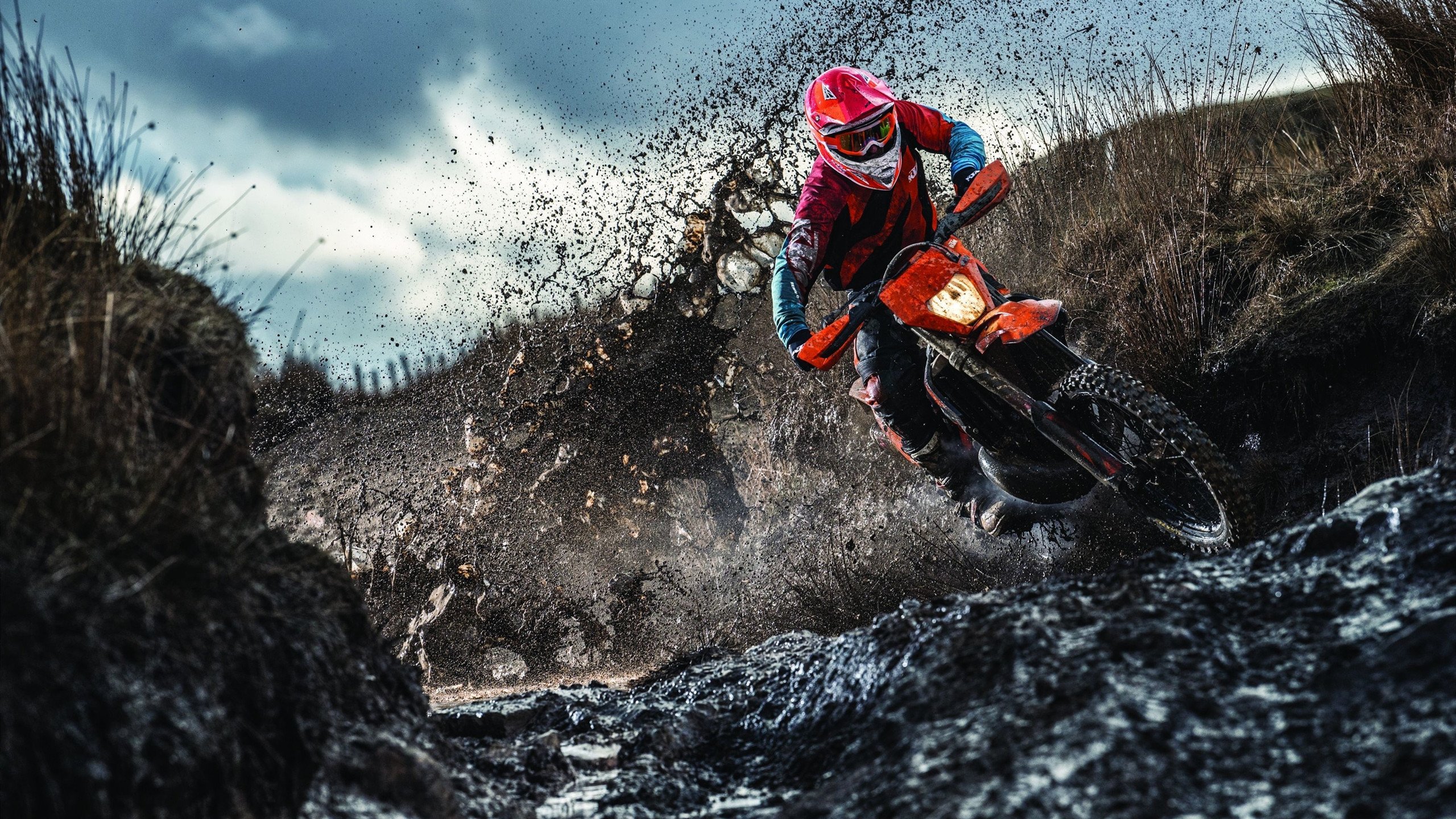 卡塞米罗临危救主,爱尔兰绝境翻盘安哥拉书写逆转传奇